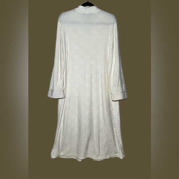 Noire Jasmine Rose Ivory Luxurious Soft Long Robe w/ Front Zipper & Pockets, XL - Picture 4 of 14